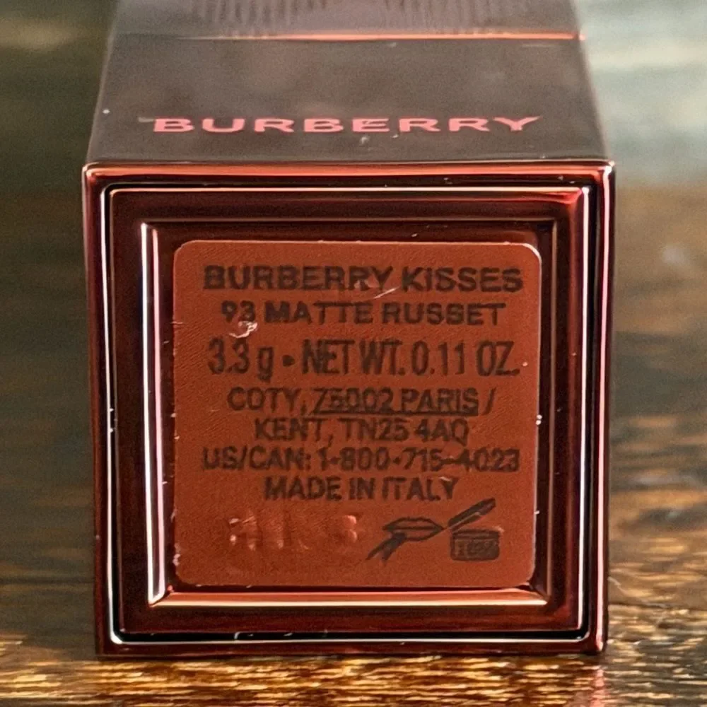 burberry kisses